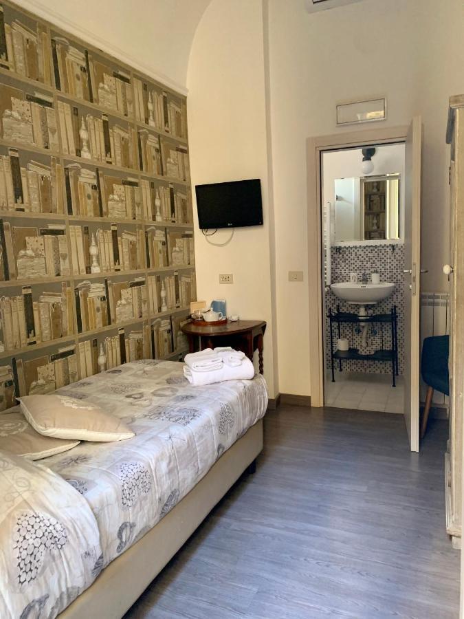 Guest House Casa Vicenza Рим Екстериор снимка