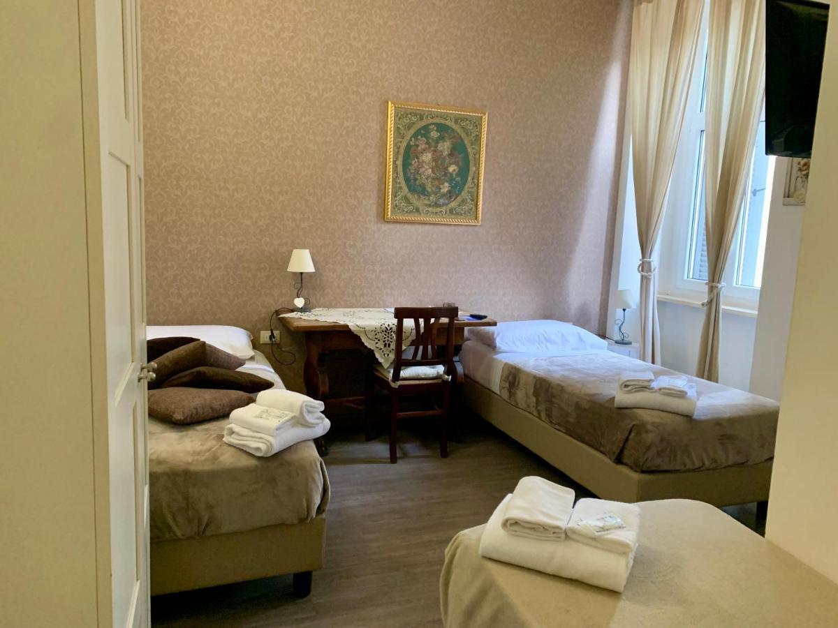 Guest House Casa Vicenza Рим Стая снимка