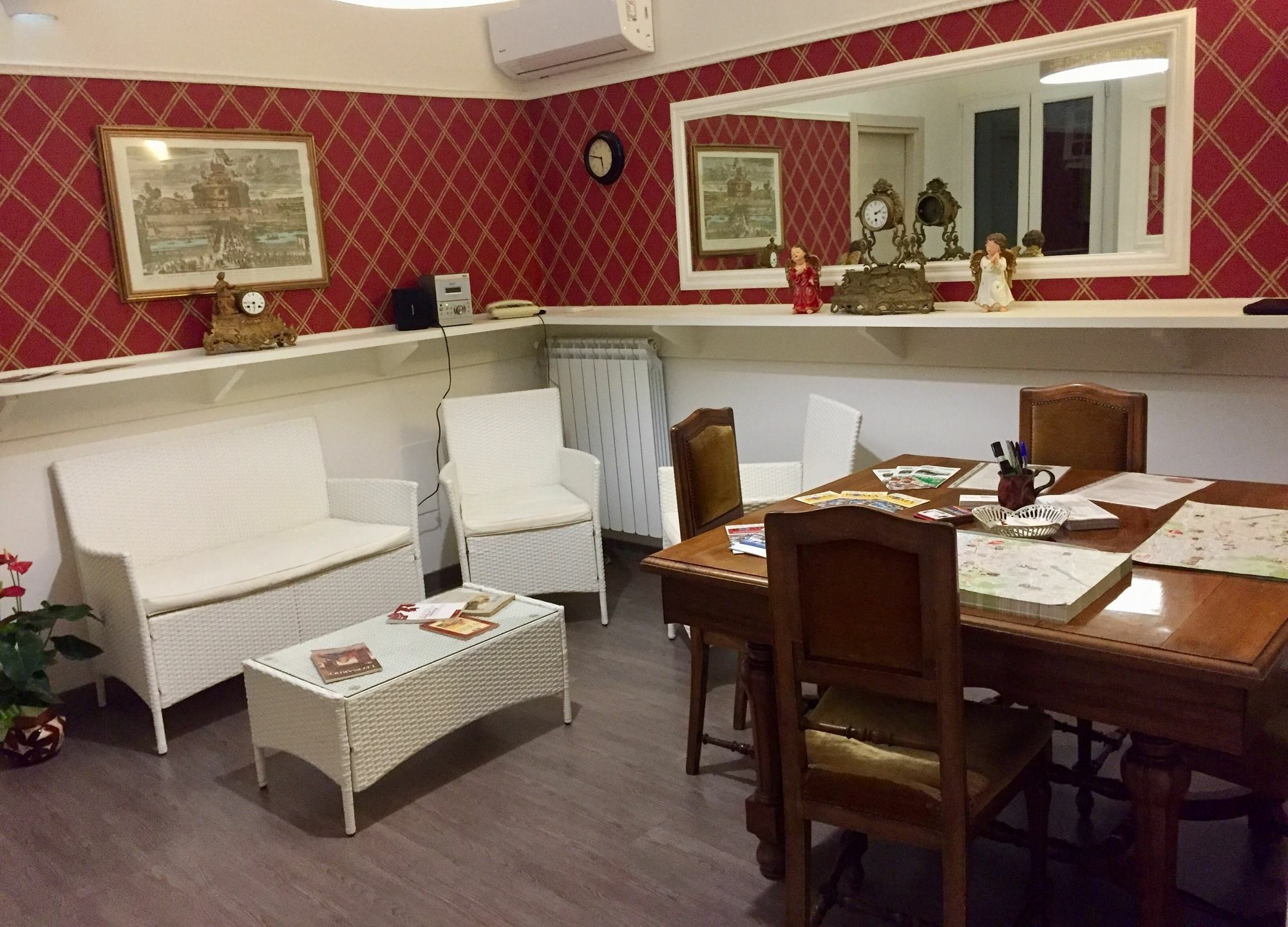Guest House Casa Vicenza Рим Екстериор снимка