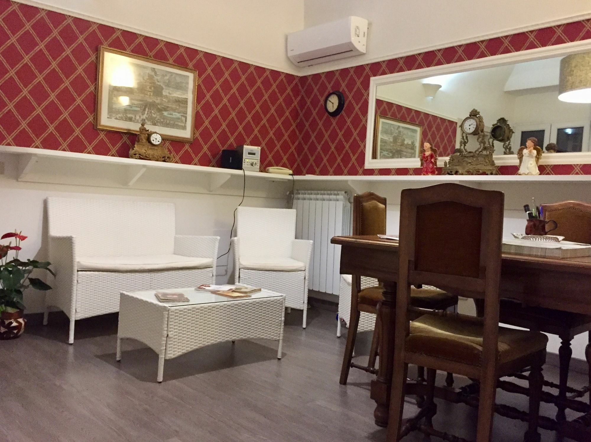 Guest House Casa Vicenza Рим Екстериор снимка