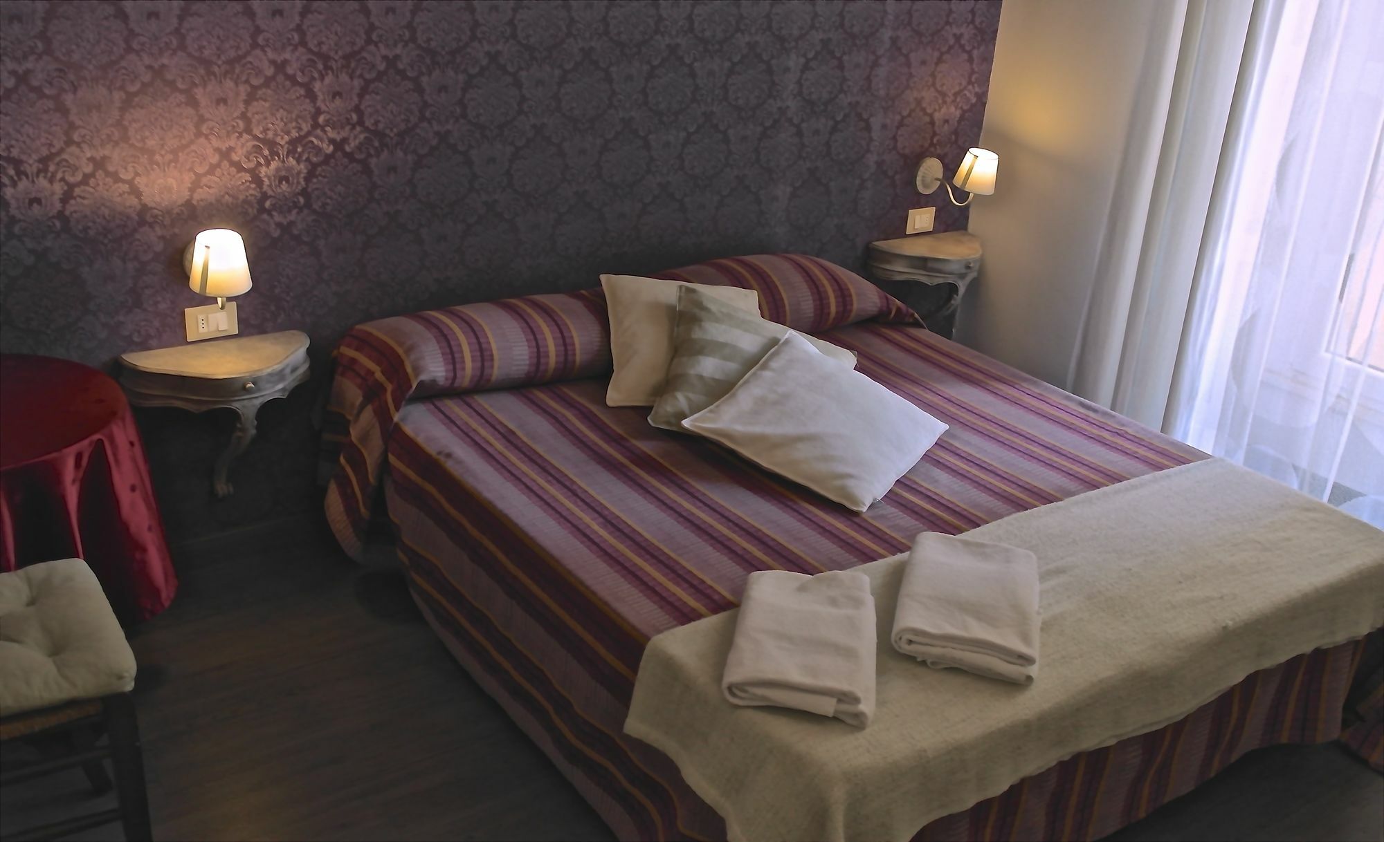 Guest House Casa Vicenza Рим Екстериор снимка