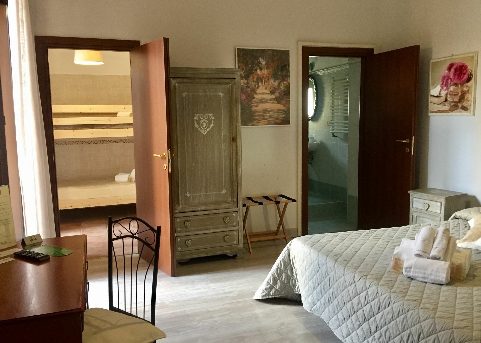 Guest House Casa Vicenza Рим Екстериор снимка