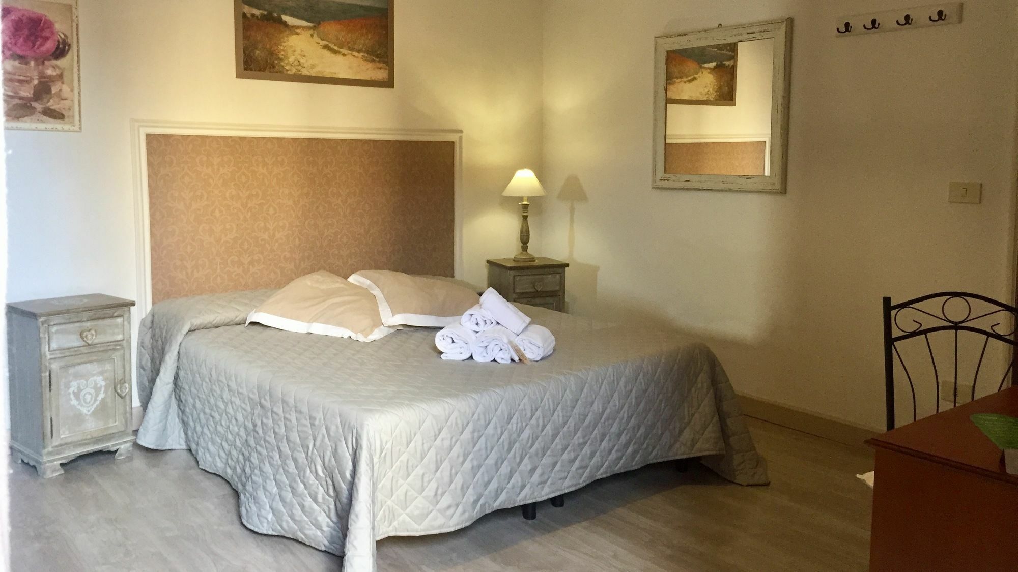 Guest House Casa Vicenza Рим Екстериор снимка