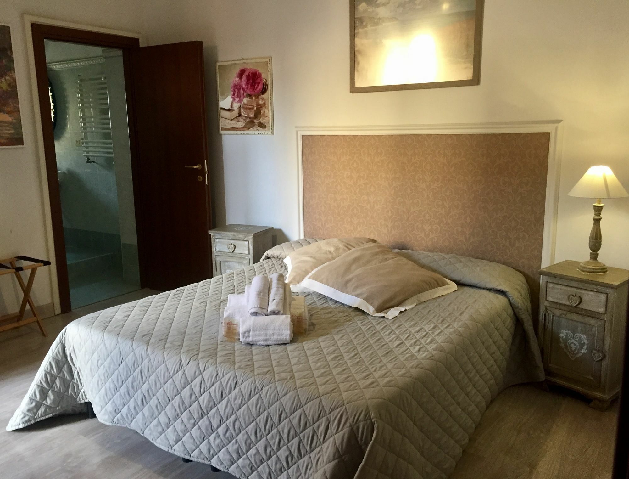 Guest House Casa Vicenza Рим Екстериор снимка